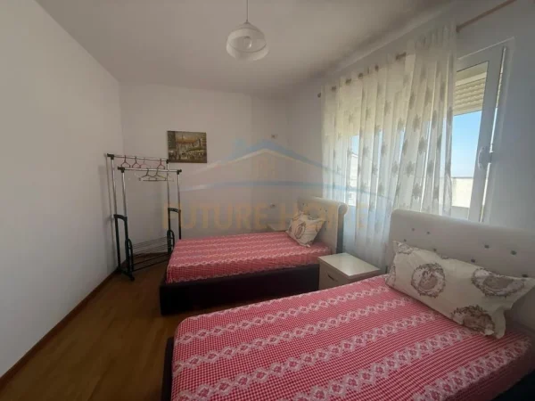 Tirane, jepet me qera apartament 2+1 Kati 5, 93 m² 400 € (Fresk prane Auto Kalaja)