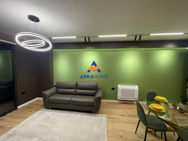 Tirane, jepet me qera apartament 2+1+Ballkon Kati 9, 105 m² 1.300 € 