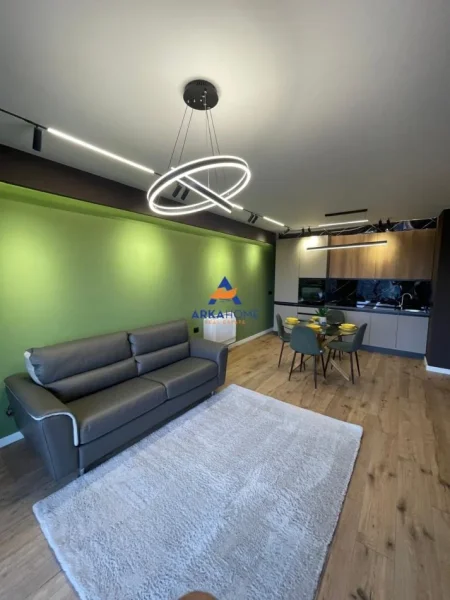 Tirane, jepet me qera apartament 2+1+Ballkon Kati 9, 105 m² 1.300 € 