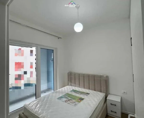 Tirane, jepet me qera apartament 1+1 Kati 1, 50 m² 450 € (mangalemi)