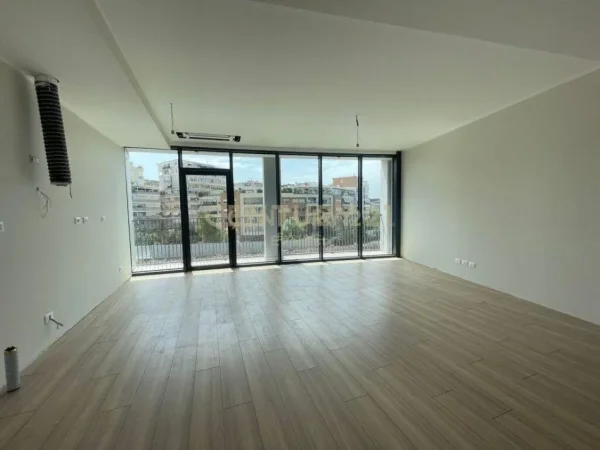 Tirane, jepet me qera apartament 2+1 Kati 3, 129 m² 1.500 € (Lake View)