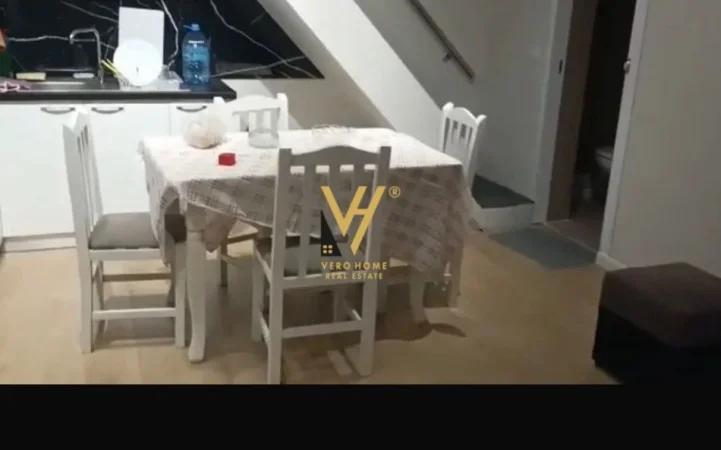 Tirane, jepet me qera apartament 2+1+Ballkon Kati 0, 68 m² 620 € (PALLATET CABEJ)