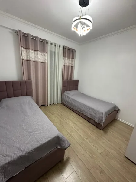 Tirane, shitet apartament 3+1 , 112 m² 229.000 € (fusha aviacionit)