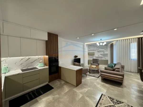 Tirane, jepet me qera apartament 2+1 Kati 10, 119 m² 1.150 € (Pazari i Ri)