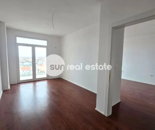 Shkoder, shitet apartament 1+1+Ballkon Kati 7, 68 m² 83.000 € (AFER POLICISE)