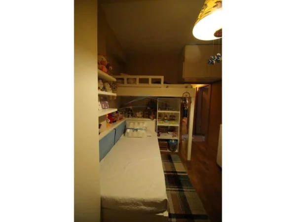 Tirane, shitet apartament 2+1+2 Kati 6, 95 m² 205.000 € (KOMUNA E PARISIT)