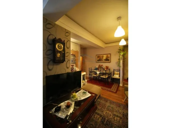 Tirane, shitet apartament 2+1+2 Kati 6, 95 m² 205.000 € (KOMUNA E PARISIT)