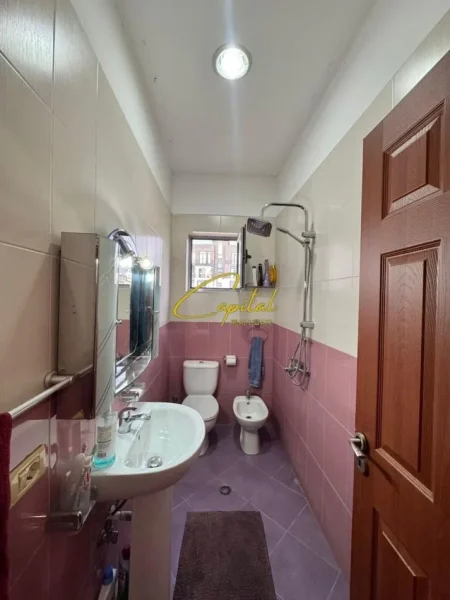 Tirane, shitet apartament 3+1 Kati 6, 124 m² 185.000 € (ISH TREGU ELEKTRIK)