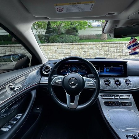 Tirane, shes makine Mercedes Benz CLS 400D Nafte, e zeze automatik Kondicioner 190.000 km 28.000 €