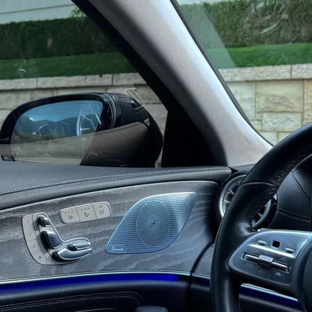 Tirane, shes makine Mercedes Benz CLS 400D Nafte, e zeze automatik Kondicioner 190.000 km 28.000 €