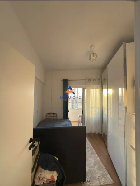 Tirane, shitet apartament 2+1+Ballkon Kati 6, 68 m² 125.000 € (fresku)