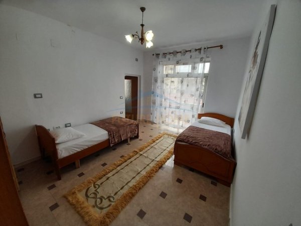Tirane, jepet me qera apartament 2+1 Kati 5, 80 m² 670 € (Rruga e Durresit)
