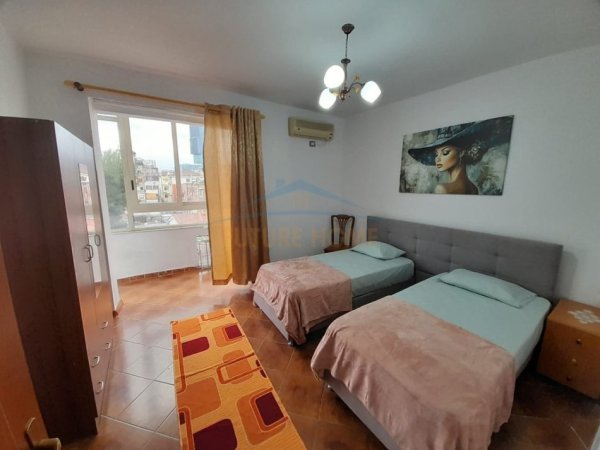 Tirane, jepet me qera apartament 2+1 Kati 5, 80 m² 670 € (Rruga e Durresit)