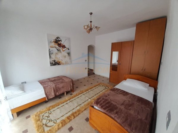 Tirane, jepet me qera apartament 2+1 Kati 5, 80 m² 670 € (Rruga e Durresit)