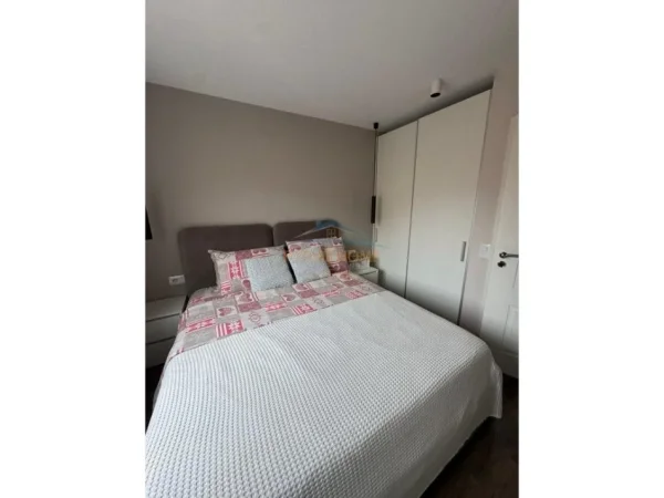 Tirane, shitet apartament 3+1+2 Kati 4, 109 m² 240.000 € (21 DHJETORI)