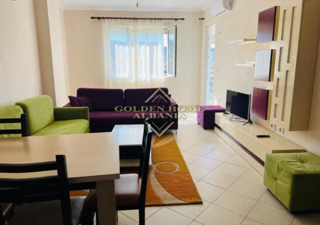 Tirane, jepet me qera apartament 2+1 , 110 m² 4.500 € 