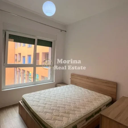 Tirane, jepet me qera apartament 1+1 Kati 3, 60 m² 300 € (Ali Demi)