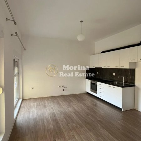 Tirane, jepet me qera apartament 1+1 Kati 3, 60 m² 300 € (Ali Demi)