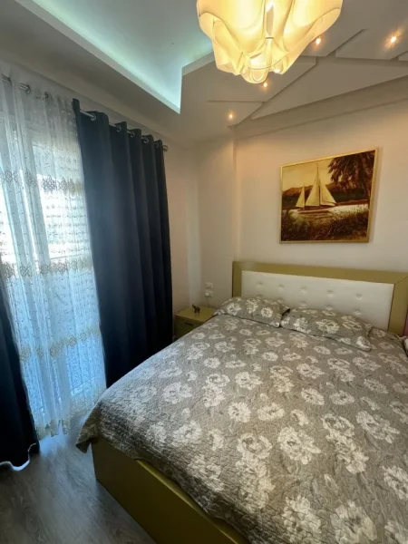 Tirane, shitet apartament 1+1 Kati 6, 82 m² 215.000 € 