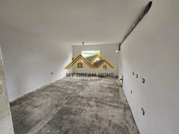 Durres, shitet apartament 3+1+Aneks+Ballkon , 543 m² 350.000 € (gjiri i lazit)