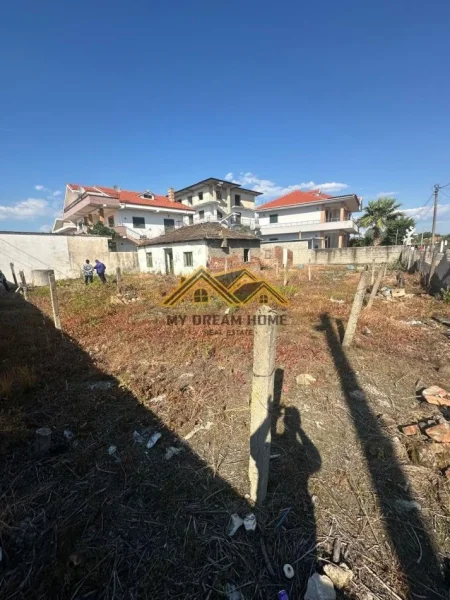 Durres, shitet shtepi 2+1 , 480 m² 70.000 € (durres sallmone)