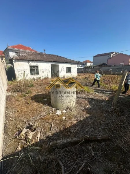 Durres, shitet shtepi 2+1 , 480 m² 70.000 € (durres sallmone)