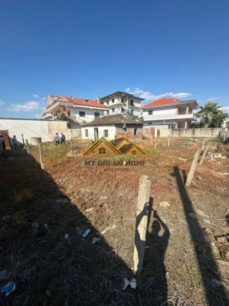 Durres, shitet shtepi 2+1 , 480 m² 70.000 € (durres sallmone)