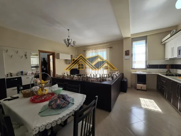 Durres, shitet apartament 1+1 , 83 m² 95.000 € (plazh)