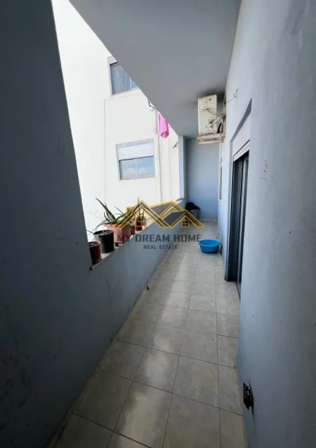 Durres, shitet apartament 2+1 , 140 m² 150.000 € (drejtoria e policise)