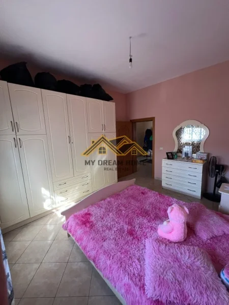 Durres, shitet apartament 2+1 , 140 m² 150.000 € (drejtoria e policise)