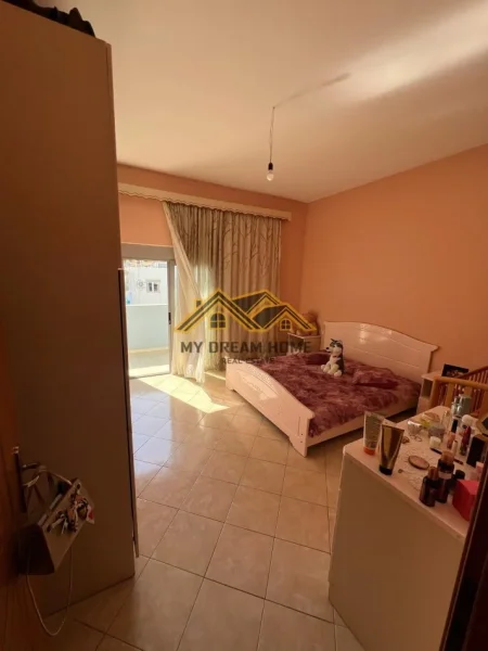 Durres, shitet apartament 2+1 , 140 m² 150.000 € (drejtoria e policise)