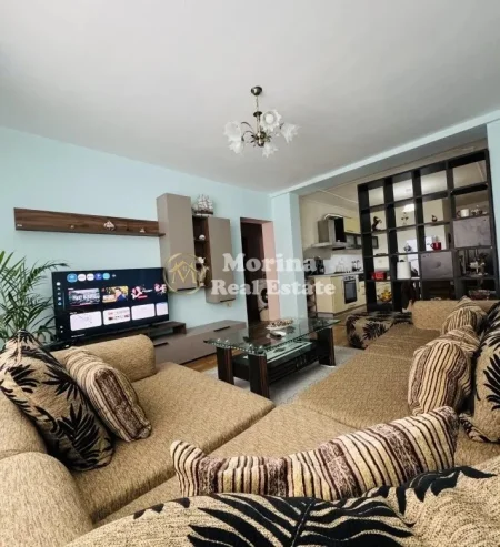 Tirane, jepet me qera apartament 1+1+Aneks Kati 5, 80 m² 750 € (Stadiumi Dinamo)