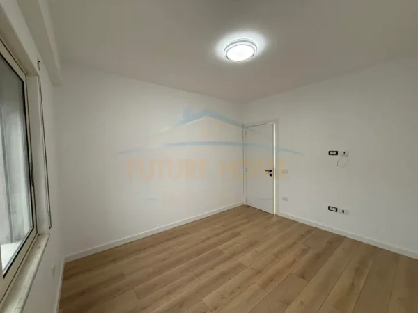 Tirane, shitet apartament 1+1+Ballkon Kati 1, 65 m² 140.000 € (Don Bosko)