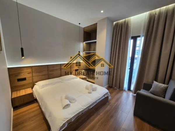 Durres, shitet apartament 4+1 , 135 m² 400.000 € (qender e durresit)