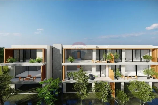 Apartament ne shitje, 2+1 me oborr, prane TEG! (309'000 Euro)