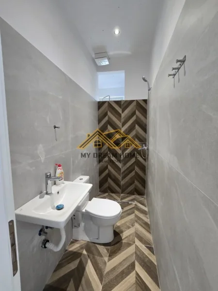Durres, shitet apartament 2+1 , 103 m² 125.000 € (golem)