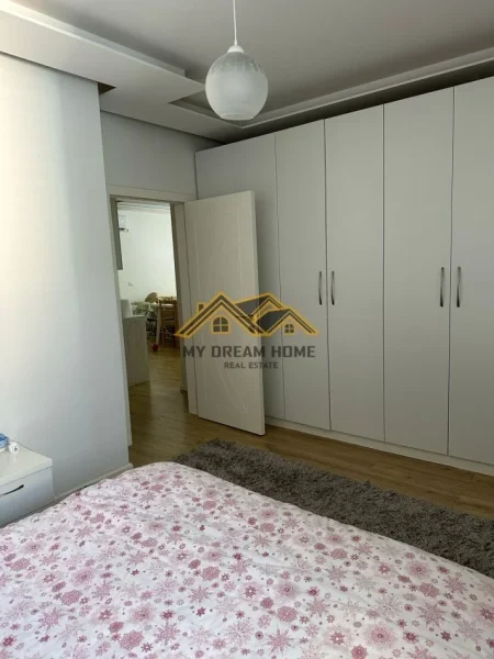Durres, shitet shtepi , 730 m² 180.000 € (730)