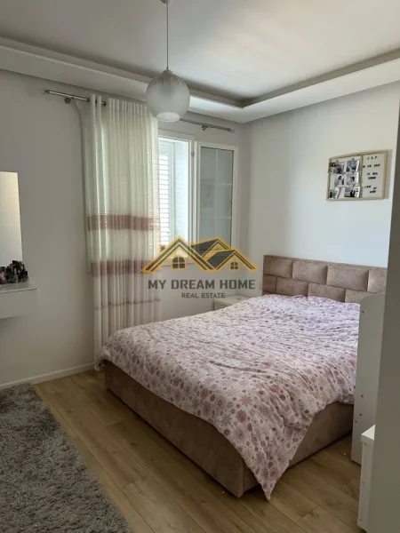 Durres, shitet shtepi , 730 m² 180.000 € (730)