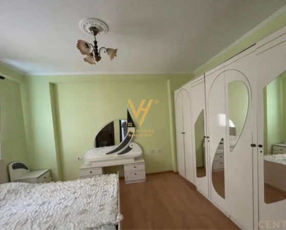 Tirane, shitet apartament 2+1+Ballkon Kati 7, 97 m² 130.000 € (FRESKU)