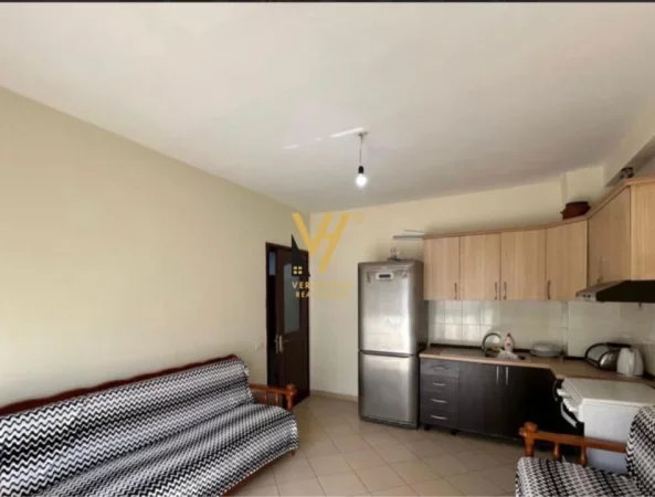 Tirane, shitet apartament 2+1+Ballkon Kati 7, 97 m² 130.000 € (FRESKU)
