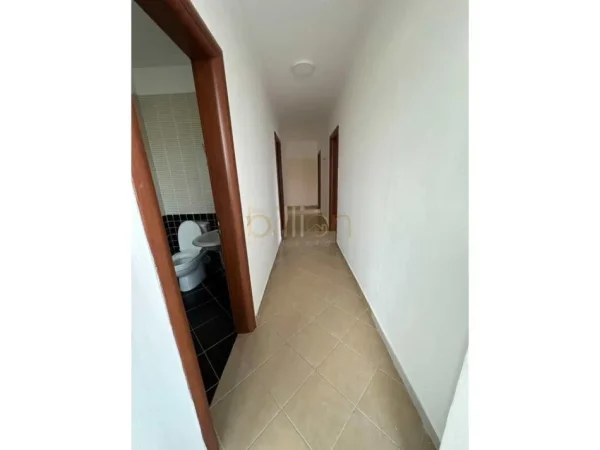 Durres, shitet 2+1+Ballkon , 110 m² 190.000 € (Shkembi i Kavajes)