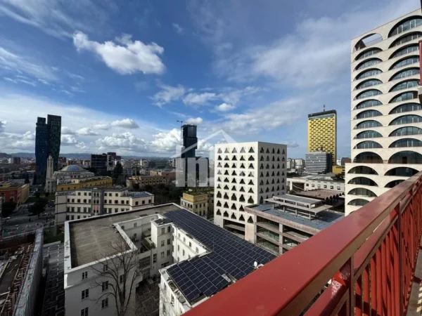 Tirane, jepet me qera zyre Kati 10, 150 m² 2.100 € (RRUGA “ABDI TOPTANI”, PRANË SHESHIT "SKËNDERBEJ")