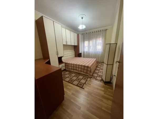 Tirane, jepet me qera apartament 2+1+PARKIM+Depo , Kati 7, 110 m² 550 € (ASTIR)