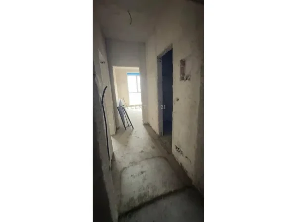 Tirane, shitet apartament 1+1+Ballkon Kati 6, 70 m² 91.000 € 