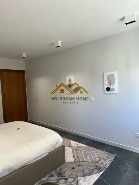 Durres, shitet apartament 1+1 , 132 m² 360.000 € (vollga)