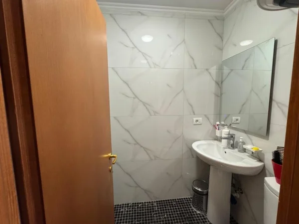 Shqiperi, shitet apartament 2+1 Kati 5, 117 m² 285.000 € (TISH DAIA)