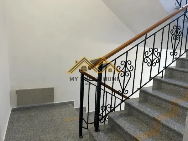 Durres, shitet apartament 1+1 , 70 m² (gjykata e rrethit)