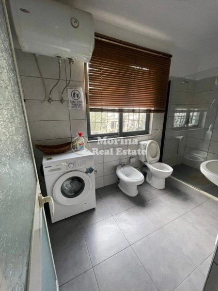 Tirane, jepet me qera garsonier Kati 2, 40 m² 450 € (Shkolla e Bashkuar)