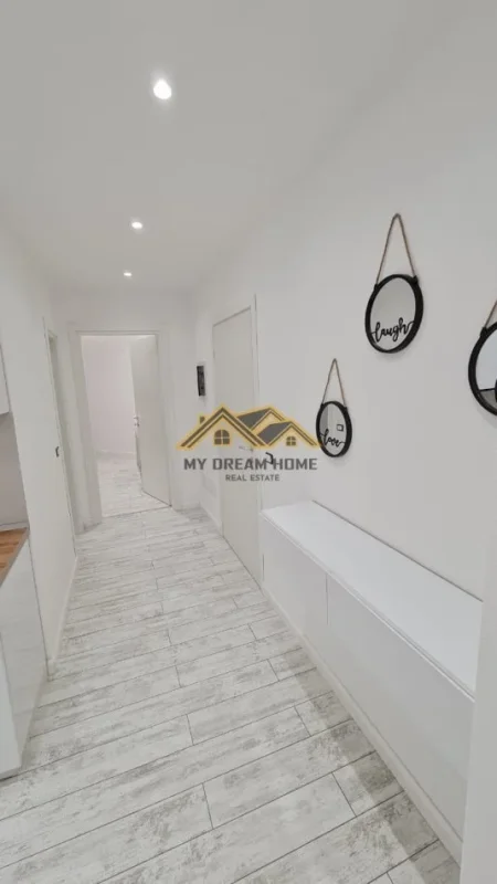 Durres, shitet apartament 1+1 , 156 m² 250.000 € (vollga)