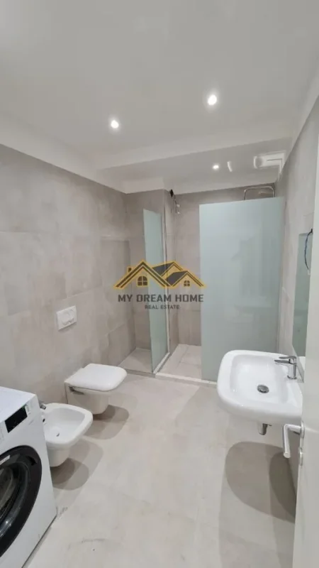 Durres, shitet apartament 1+1 , 156 m² 250.000 € (vollga)